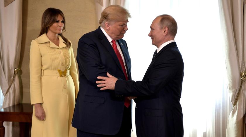 Рукопожатие Путина испугало жену Трамп