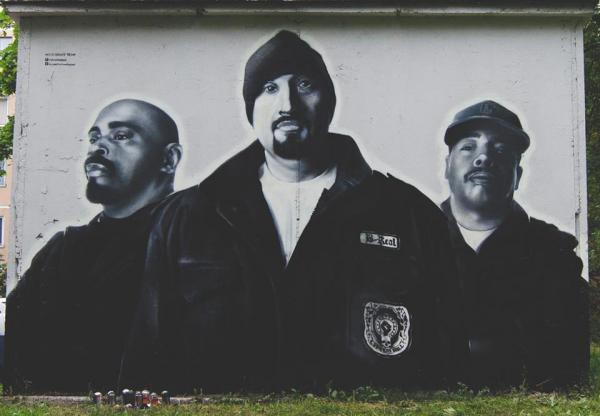 Стрит-арт команда HoodGraffTeam граффити, исскуство