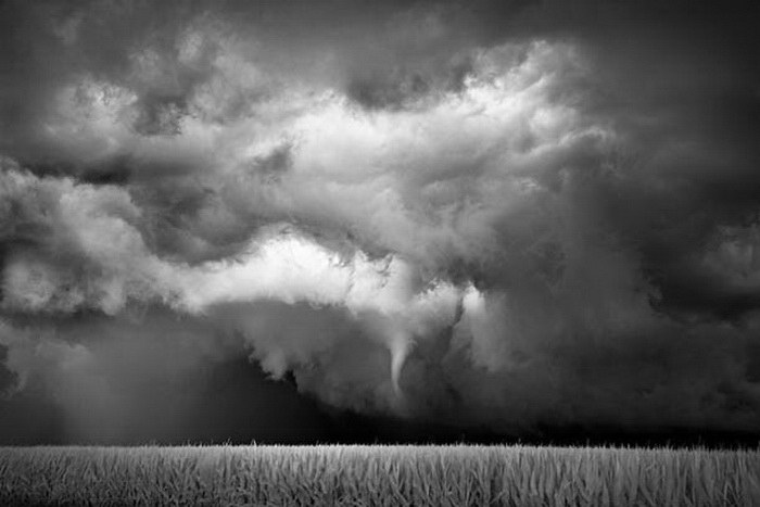 Шторм в фотографиях Mitch Dobrowner