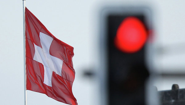 Флаг Швейцарии, архивное фото