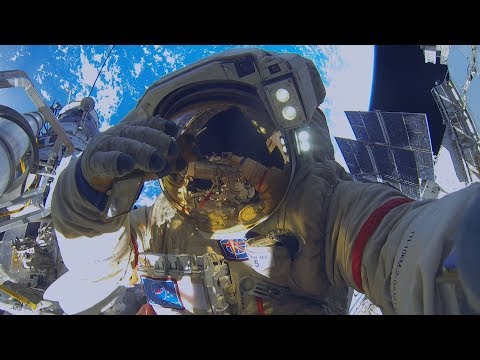 Испытание: вне корабля