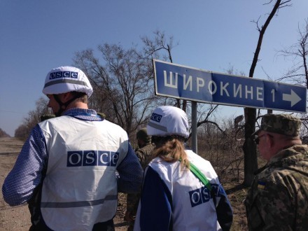 Война на Украине продолжается. ОБСЕ фиксирует новые обстрелы Война на Украине продолжается. ОБСЕ фиксирует новые обстрелы