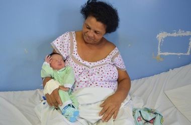 Многодетная мать В Бразилии 51-летняя женщина родила 21-го ребенка!