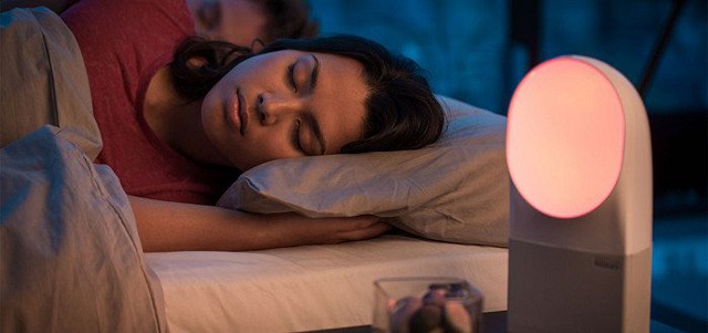 Наблюдатель за Вашим сном. С определенного момента производители всяческих гаджетов просто помешались на измерениях качества сна.