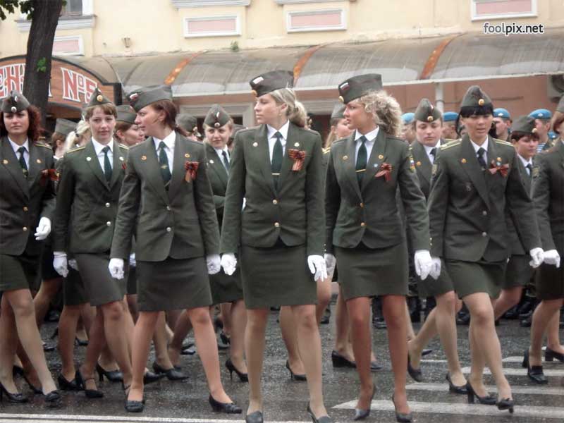 Красивые девушки в военной форме Девушки на службе в армии фото 71
