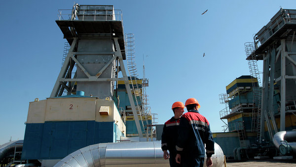 Рабочие станции газопровода возле Ужгорода. Архивное фото Поставки газа из Венгрии на Украину достигли рекордных 7,2 млн кубов