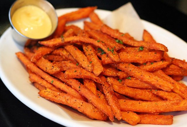 В рабстве у еды. 9 продуктов, которые вызывают самую сильную зависимость В рабстве у еды. 9 продуктов, которые вызывают самую сильную зависимость