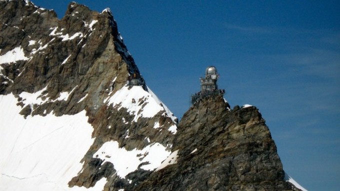 Уникальная обсерватория в Альпах горы, обсерватория