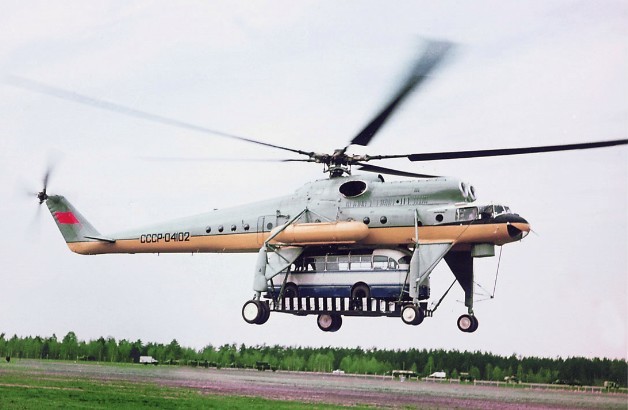 Ми-10 - военный летающий кран