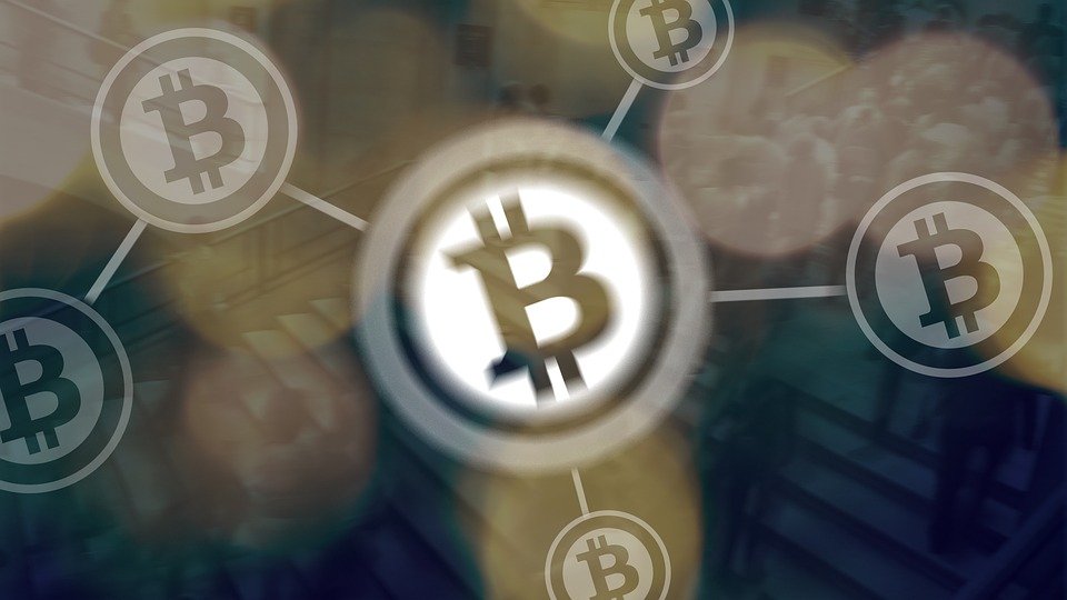 Биткоин побил очередной рекорд, преодолев отметку $5 800 Биткоин побил очередной рекорд, преодолев отметку $5 800