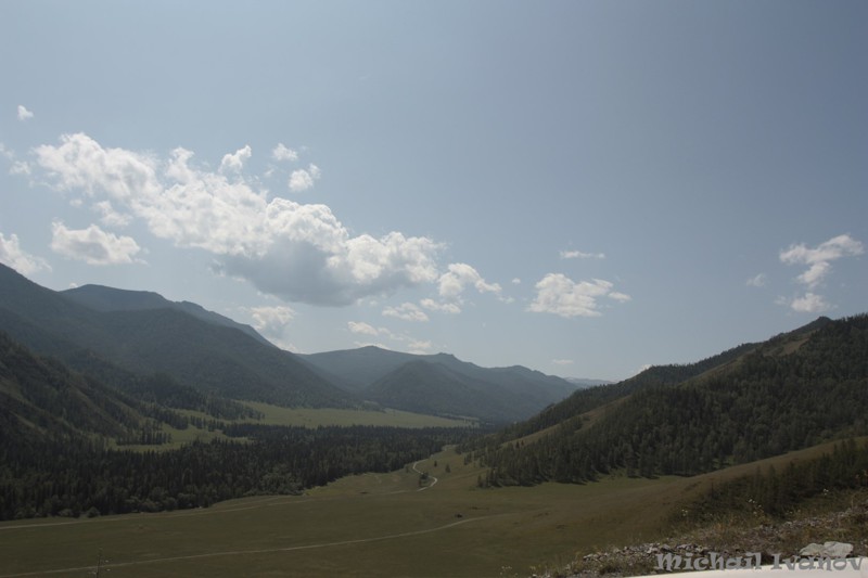 Вид на спуске с перевала Чике- Таман. авто, актру, горный алтай, путешествия, факты