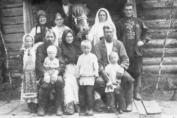Русские крестьяне вспоминают о жизни при Сталине Русские крестьяне вспоминают о жизни при Сталине