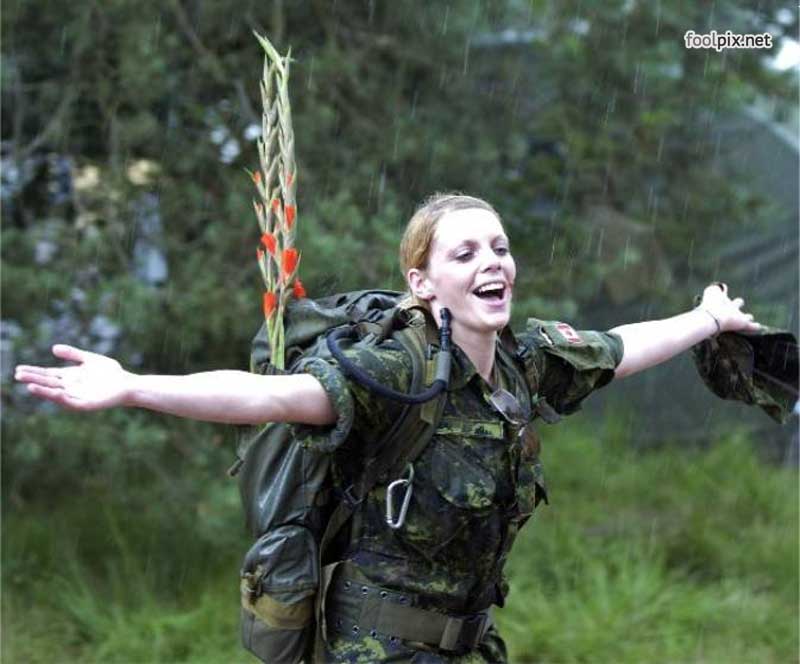 Красивые девушки в военной форме Девушки на службе в армии фото 5