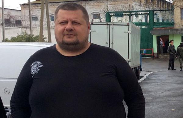 Мосийчук считает, что Порошенко расформировывает добровольческие батальоны по требованию Путина Мосийчук считает, что Порошенко расформировывает добровольческие батальоны по требованию Путина