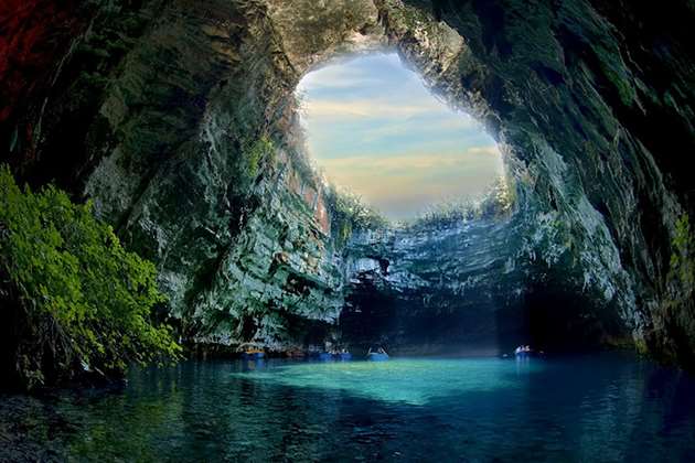 Самые глубокие и красивые пещеры мира