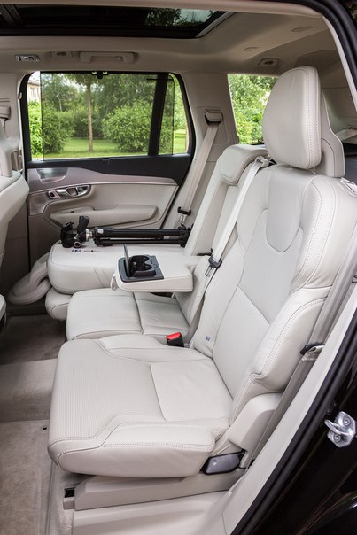 Новейший Volvo XC90 произвел настоящий переворот в модельном ряду Volvo