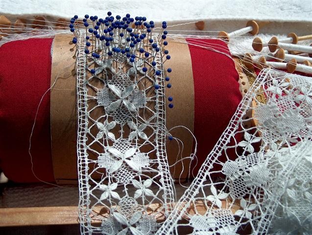 вязание Хорватские кружева: застывшая музыка, нетающий иней