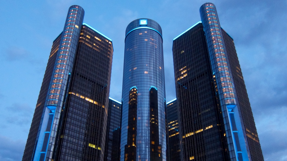 General Motors заочно уволил 2,7 тысячи человек