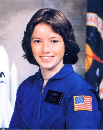 американская женщина-космонавт (астронавт) Анна Ли Фишер. Фото