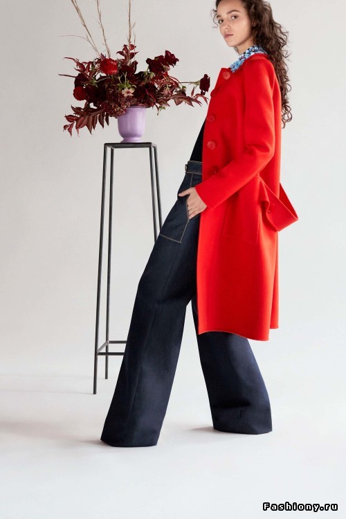 Элегантность и женственность в коллекции Carolina Herrera pre-fall 2018 Элегантность и женственность в коллекции Carolina Herrera pre-fall 2018