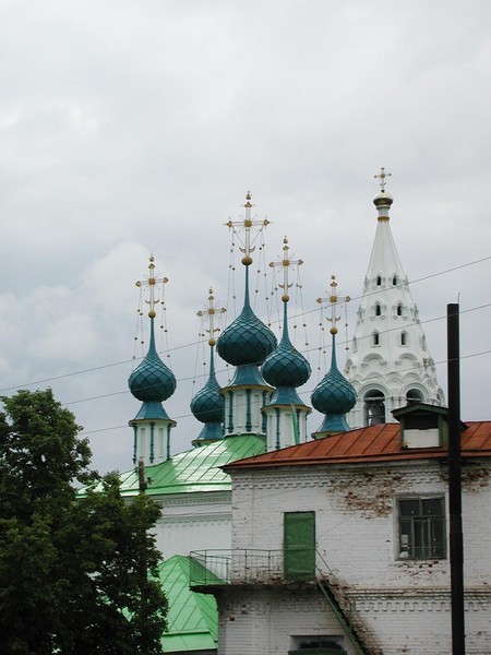 Фото Работала церковь и в застойный период в Арефино. Фото Работала церковь и в застойный период в Арефино.