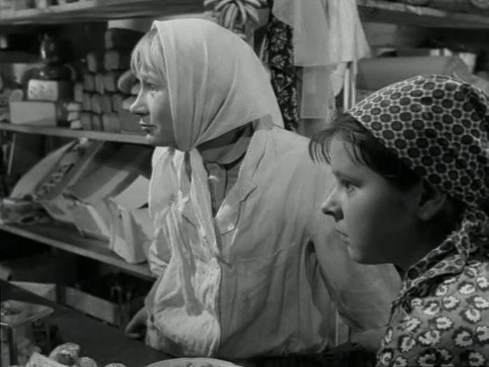 Кадр из фильма *Полустанок*, 1963 Кадр из фильма *Полустанок*, 1963