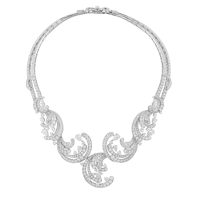 За семью морями: новая ювелирная коллекция Van Cleef & Arpels За семью морями: новая ювелирная коллекция Van Cleef & Arpels