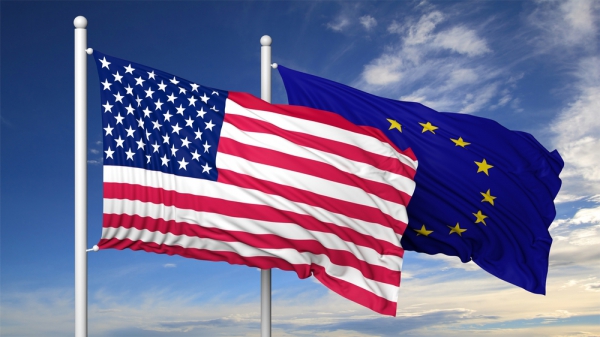 Западные СМИ: в отношениях США и Евросоюза нарастает взаимное раздражение