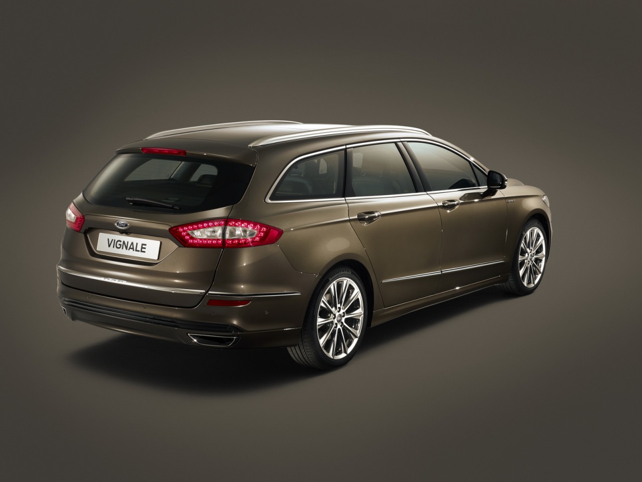 Ford представил самый роскошный Mondeo