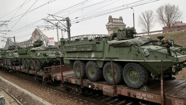 Пражские активисты хотят помешать движению конвоя НАТО Пражские активисты хотят помешать движению конвоя НАТО