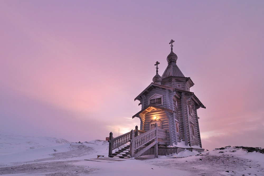 Церковь Святой Троицы, Антарктида история, факты, храмы