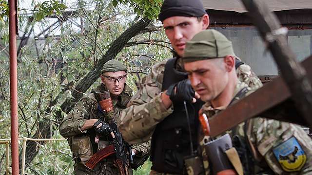 Ветераны-афганцы в Херсонкой области пообещали уничтожить "Айдар", блокирующий Крым