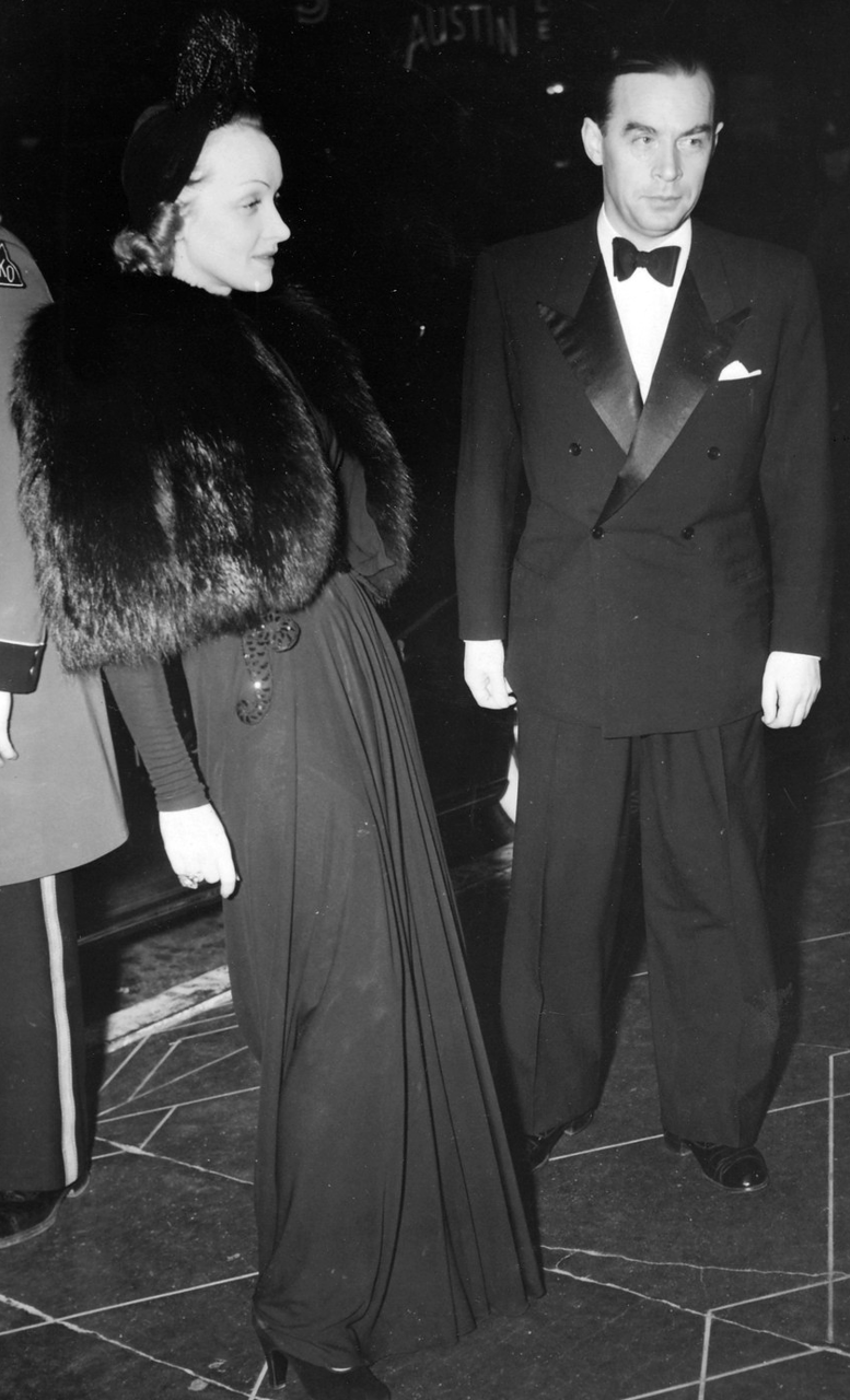 1940. Дитрих и Ремарк на премьере «Пиноккио»