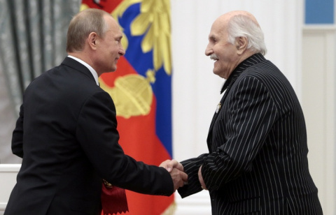 Путин поздравил со 101-летием легендарного актера Владимира Зельдина