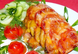 Курица, запеченная с овощами