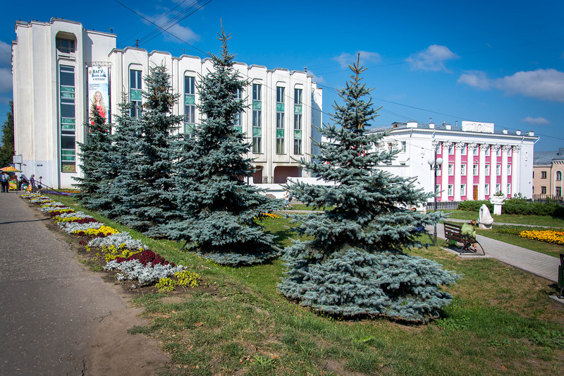 ГОРОД ВОСПОМИНАНИЙ И СВЯТЫНЬ... ВЛАДИМИР ГОРОД ВОСПОМИНАНИЙ И СВЯТЫНЬ... ВЛАДИМИР
