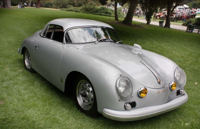 15. Первый Porsche появился на Нью-Йоркском автосалоне в 1954 году 15. Первый Porsche появился на Нью-Йоркском автосалоне в 1954 году авто, факты