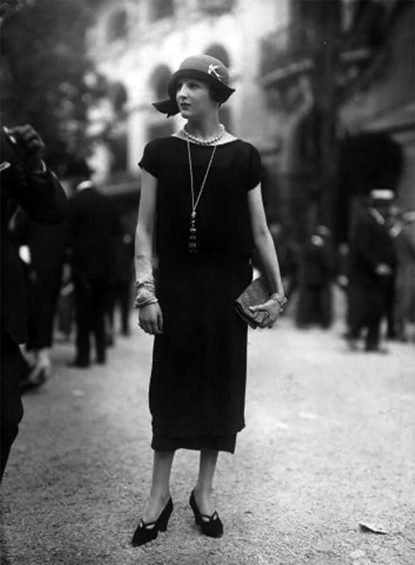 Женская мода 1920-х: винтажные фотографии, раскрывающие неповторимый уличный стиль прошлого Женская мода 1920-х: винтажные фотографии, раскрывающие неповторимый уличный стиль прошлого