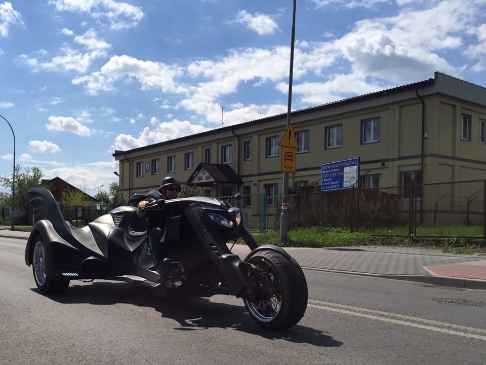 Трайк Бэтмена от польских кастомайзеров бэтмен, мото, мотоцикл, трайк
