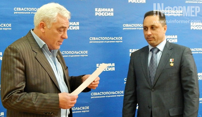 Севастопольский космонавт сдал документы и на старте в Госдуму РФ (фото, видео)