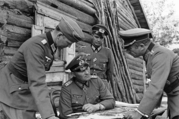 Восточный фронт: победы и неудачи советских войск в 1941 году