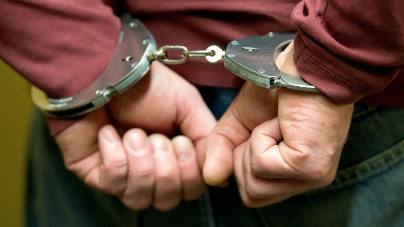 Экс-чиновники РЖД подозреваются в крупном мошенничестве Экс-чиновники РЖД подозреваются в крупном мошенничестве