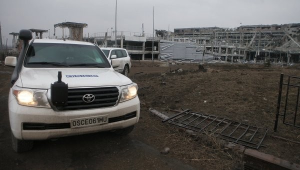 ОБСЕ: украинские силовики ограничивают движение мониторинговой миссии ОБСЕ: украинские силовики ограничивают движение мониторинговой миссии