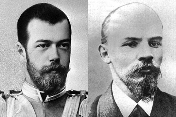 Император Николай II примерно в тридцатилетнем возрасте и Владимир Ленин в 1900 году. У Николая — первые годы царствования. Ленин только что прибыл в Псков из ссылки, вскоре начнется его первая иммиграция.