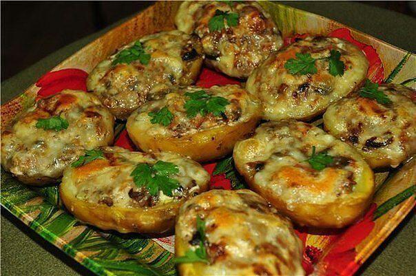 Какие блюда можно приготовить в духовке из картошки Какие блюда можно приготовить в духовке из картошки