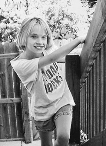 Эта пара удочерила 9-летнюю сироту. Но вскоре они узнали шокирующую правду о ее прошлом! Эта пара удочерила 9-летнюю сироту. Но вскоре они узнали шокирующую правду о ее прошлом!