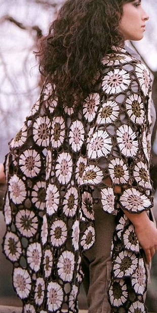 Шаль из круглых мотивов