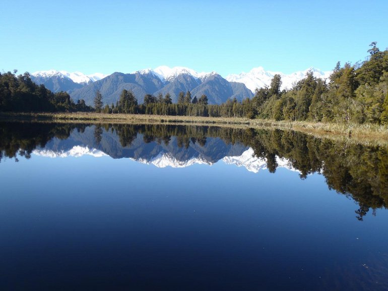 Озеро Мэтисон в Новой Зеландии