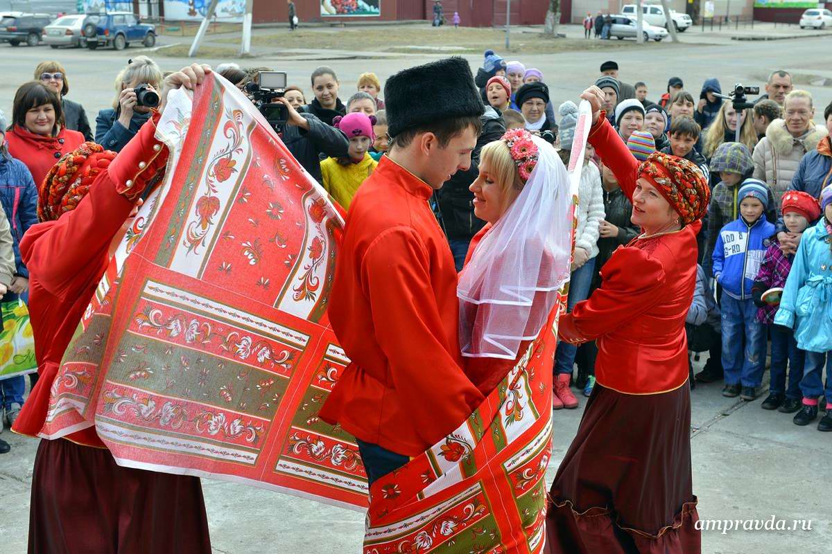 Свадьба в казачьем стиле в селе Тамбовка Амурской области (18)