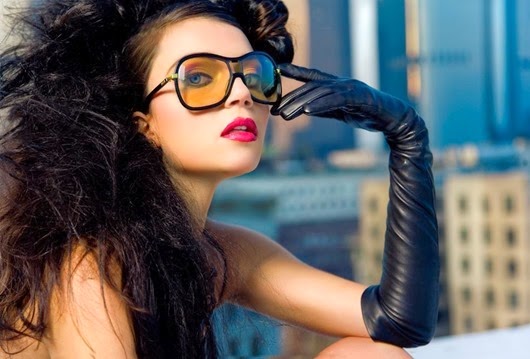 390088_283540971698837_1674520658_n